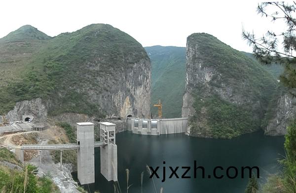 重(zhong)慶雲能(neng)雲陽縣(xian)蓋(gai)下(xia)壩(ba)水電站混(hun)凝土(tu)降(jiang)溫(wen)工程
